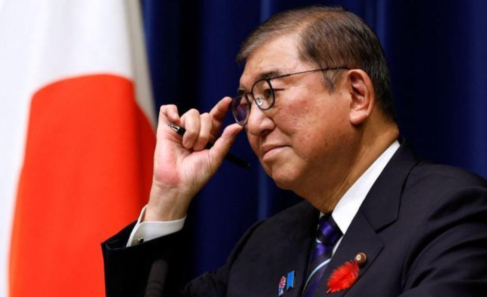 石破茂面对电视采访，透露了他23年前和李光耀的一次谈话记录。内容非常发人深思，甚