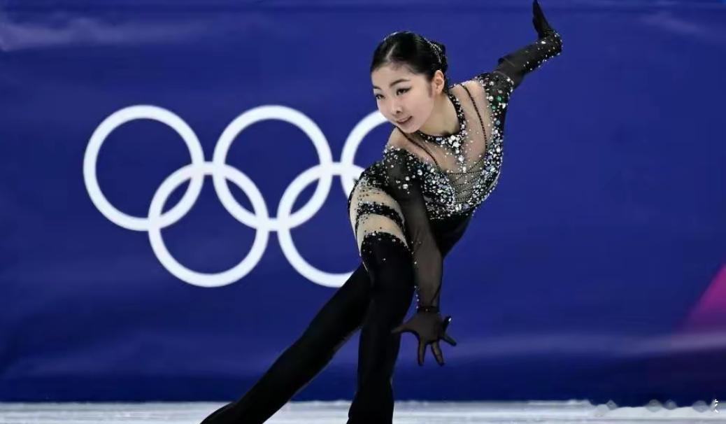 米兰冬奥花滑女单：张瑞阳59.38分 顺利晋级自由滑张瑞阳女单晋级自由滑 北京时