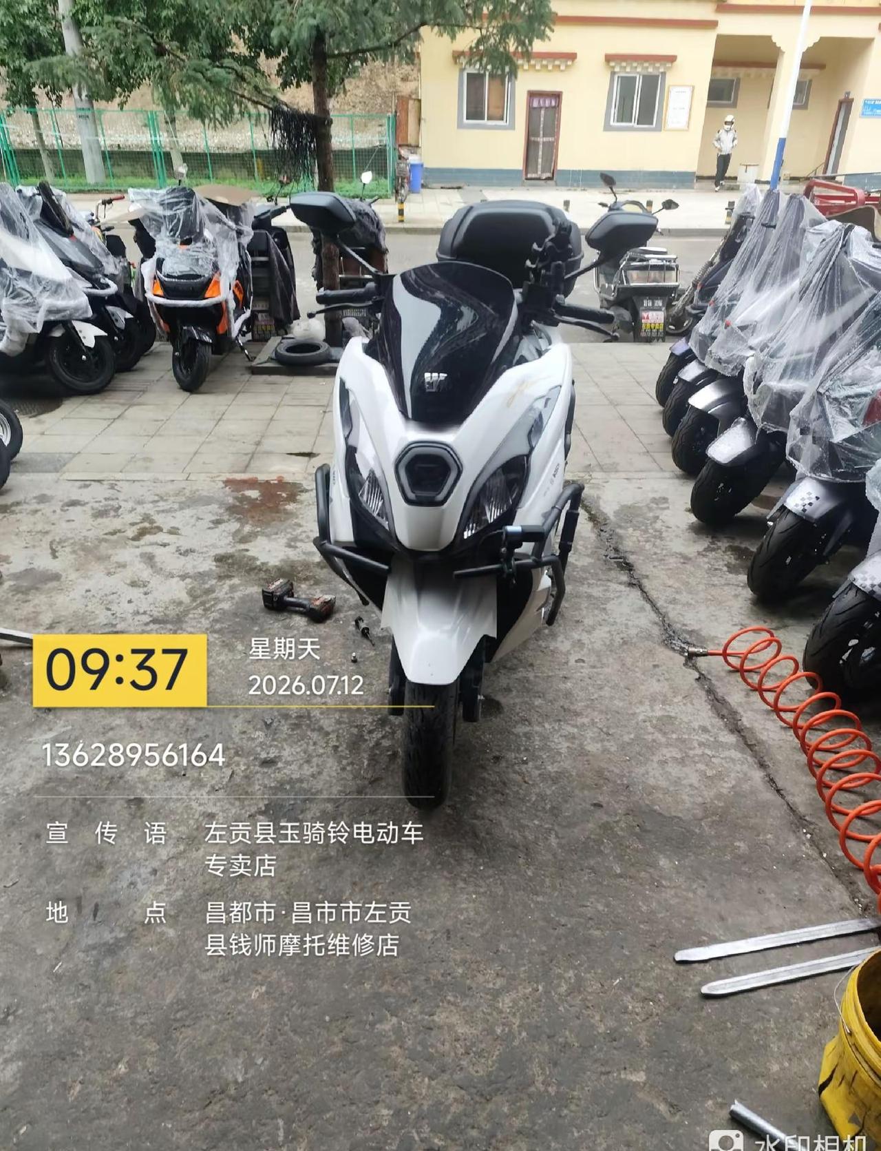豪爵150踏板摩托车、更换:全🈴成机油。欢迎:来自浙江省、杭州市、女摩旅、顾客