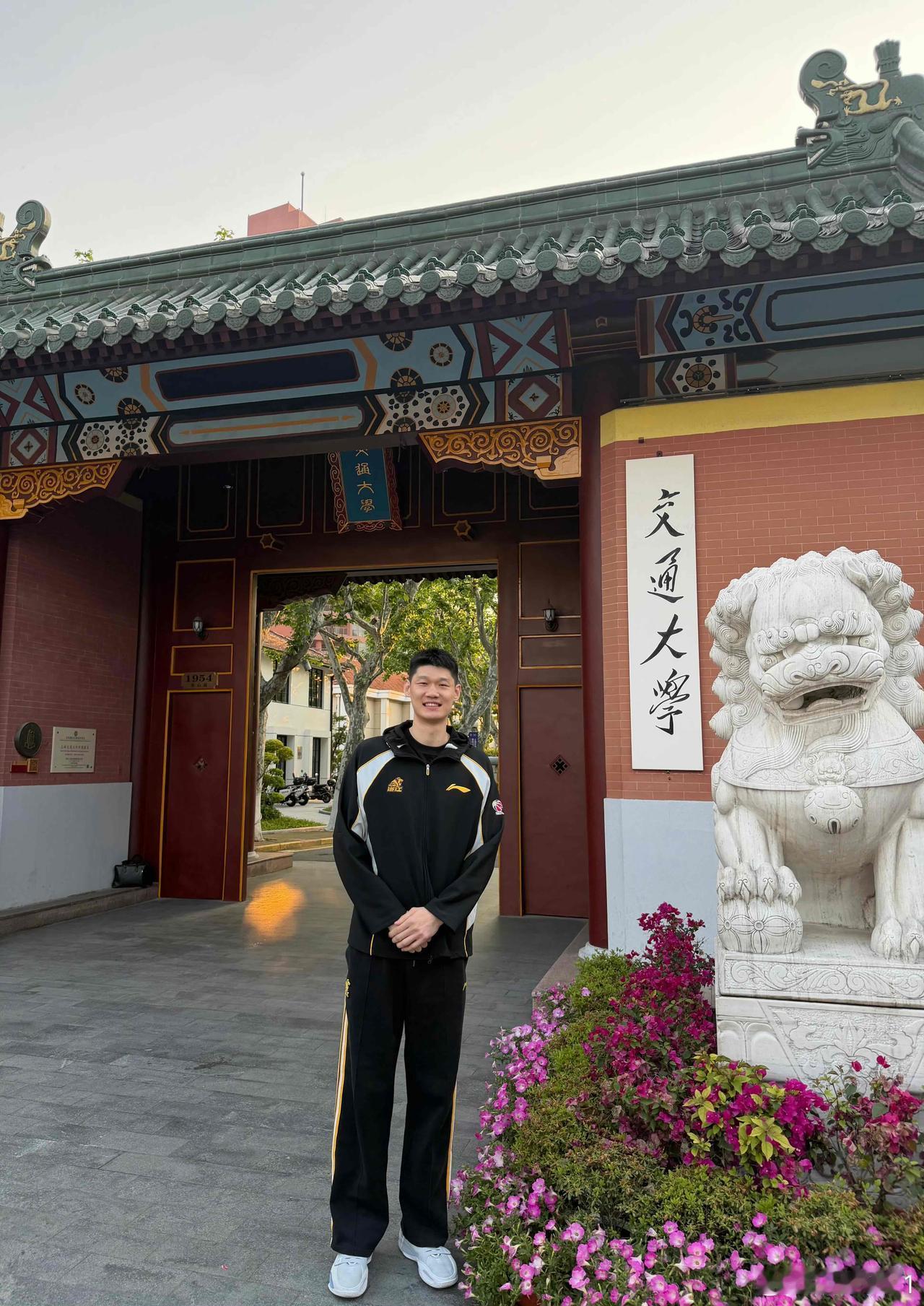 浙江广厦男篮只是保留性发展，不是不干了！

我相信CBA在休赛期，是最受关注的俱