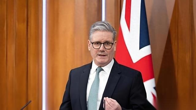 看了泽连斯基3月5号发的消息，我都看傻了。美军这回竟然破天荒地跟乌克兰伸手，想请