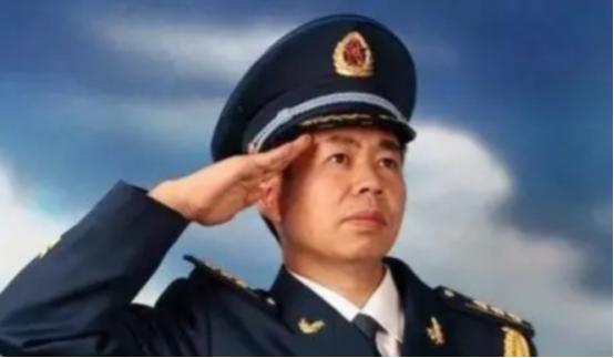 中国战略家戴旭：美国的国土安全距离超过8000公里，中国却是0公里，为什么？中国