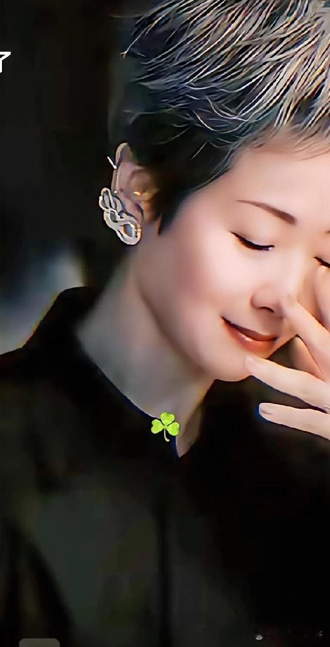 我不知道是不是大家都有这个经历

走到一个地方，忽然有种恍惚的感觉，于是拼命的想
