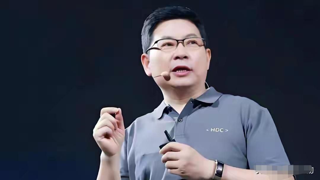 余承东对外披露！1.8万亿研发砸下去，鸿蒙计划逐步走向全球！

IT之家10月6