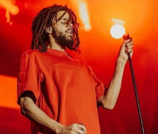 南京同曦队管理层为了流量真是拼了啊！居然签下了说唱明星J.Cole，要知道这个说