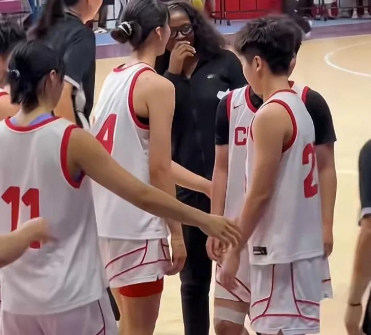 【U18女篮亚洲杯】小组赛:中国——马来西亚  实时战况:

        1