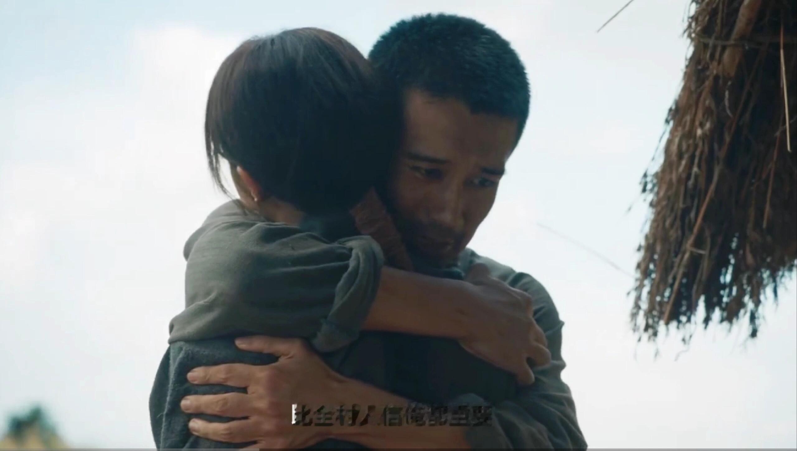 在《生万物》里，不少人觉得银子不该把第一次给铁头，但这恰恰体现出她的与众不同。银
