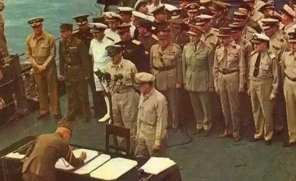 日本这次怕是要坐不住了，德国总理追着俄国要战争赔款，俄外交部愤然翻出二战时期的账