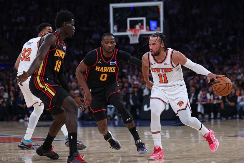 尼克斯力克老鹰拿下开门红 布伦森领衔主场取胜北京时间4月19日，NBA季后赛首轮
