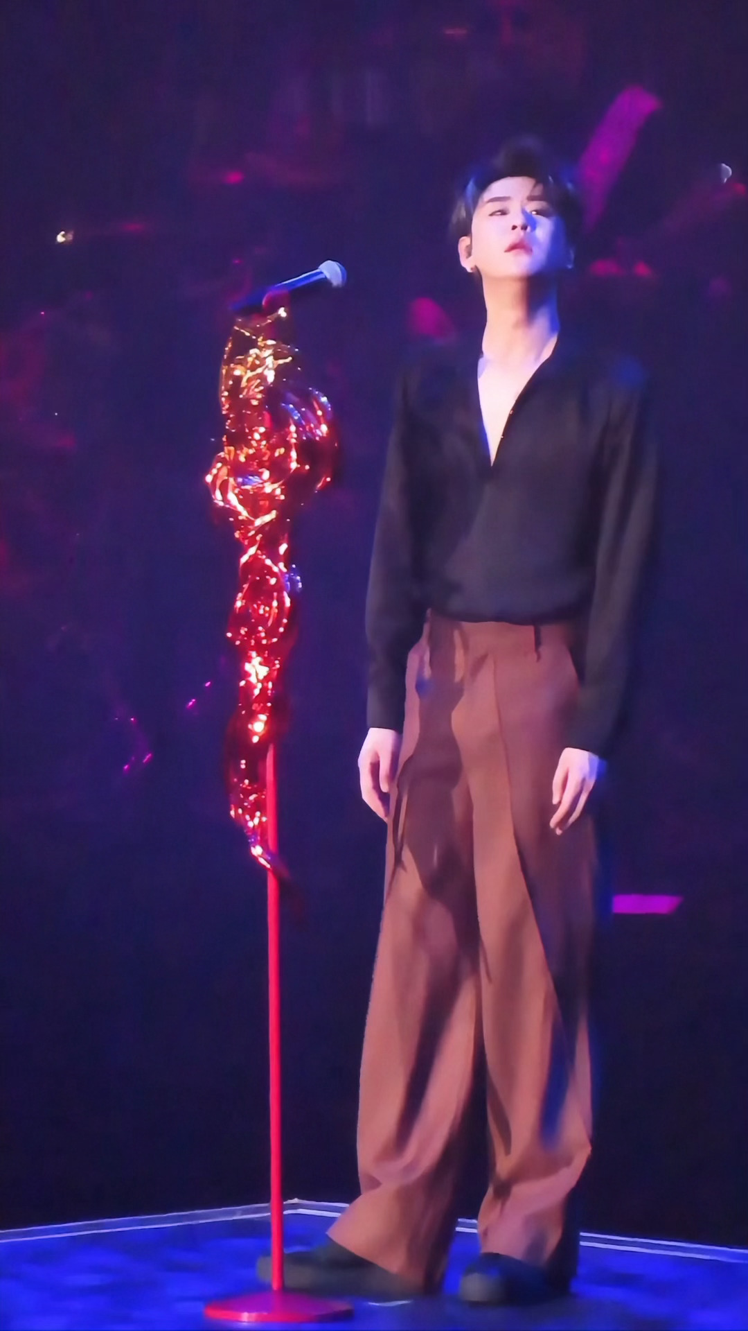 V领不错每场都可以准备一件早早早