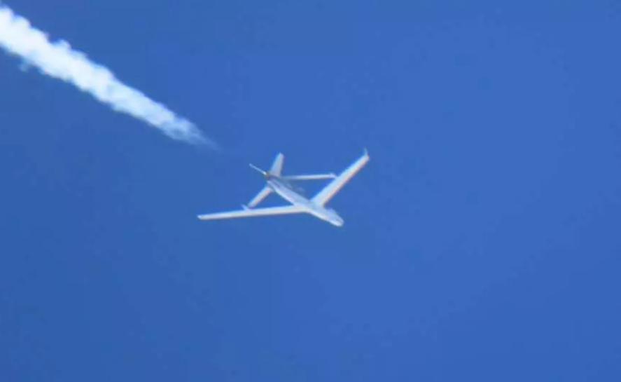 日本也在摔机
11月23日日本摔了一架无人机，来自美国的产品，即MQ一9B海上卫