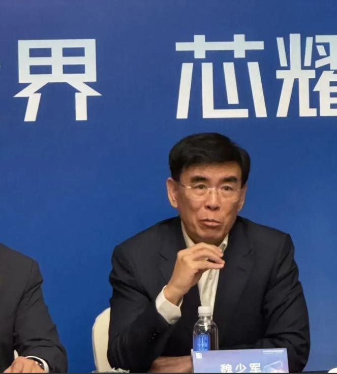 阿斯麦、台积电、英伟达，该睡不着了。7 月 13 日，上海，一家成立不到三年的公