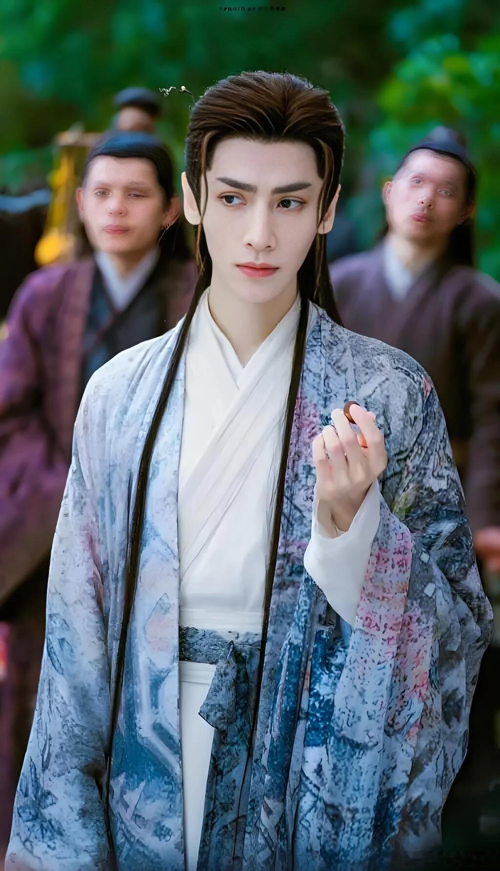 说说罗云熙《长月烬明》澹台烬最让人心疼的一点是什么？ 