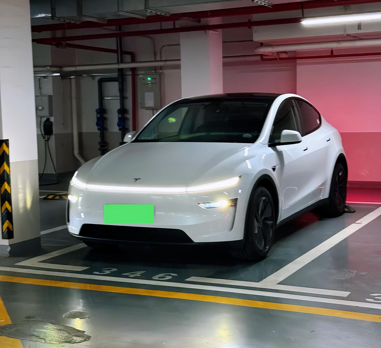 🔋 这台Model Y平均能耗开到232Wh/km，确实偏高了点。一般这种情况