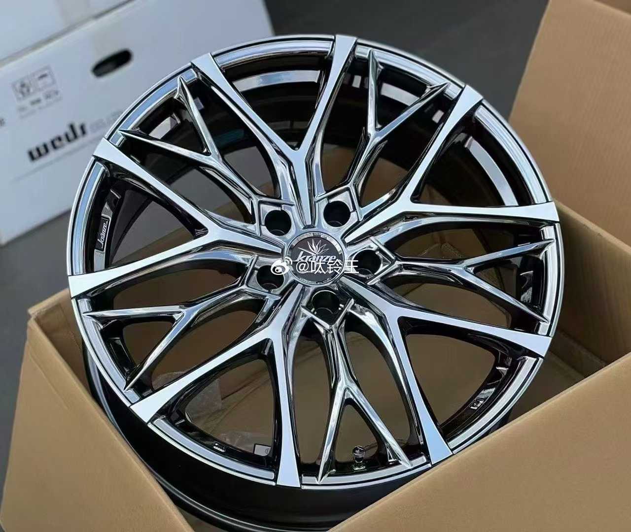 MPV 不可或缺的一款轮毂，相当惊艳，拉丝电镀工艺，牛逼➕PLUS 现货在店 下