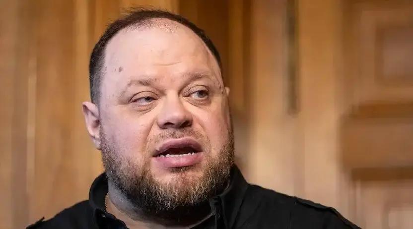 快讯！快讯！
 
乌克兰最高拉达主席鲁斯兰·斯特凡丘克突然宣布了乌克兰在和平谈判