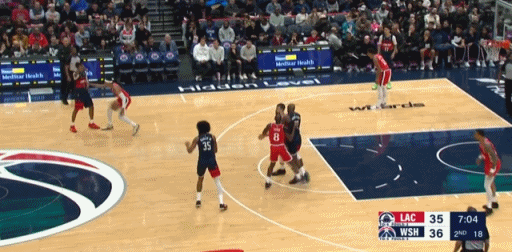 断球反击快下接球抛投~ 