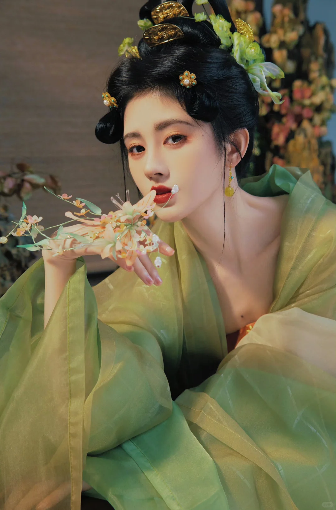 鞠婧祎|浮光跃金，水袖缠绵