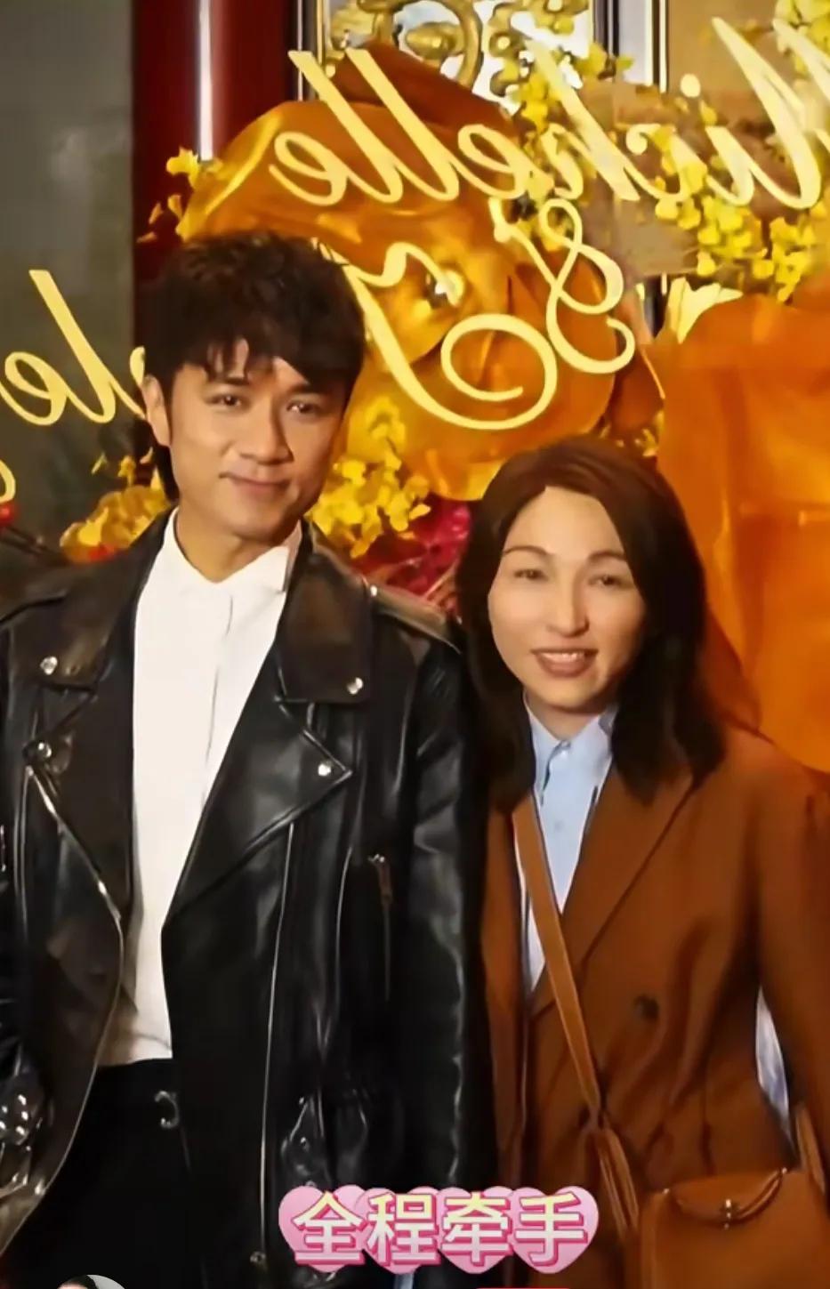 53岁古巨基与57岁妻子陈韵晴的亮相成为焦点。明星 娱乐八卦