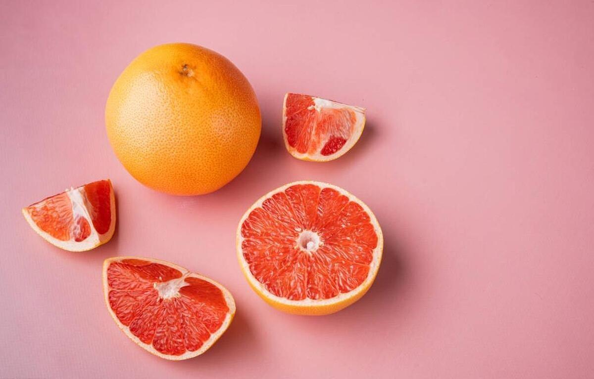 并不是所有的他汀，都会受到柚子影响
在他汀类药物中，阿托伐他汀、辛伐他汀、洛伐他