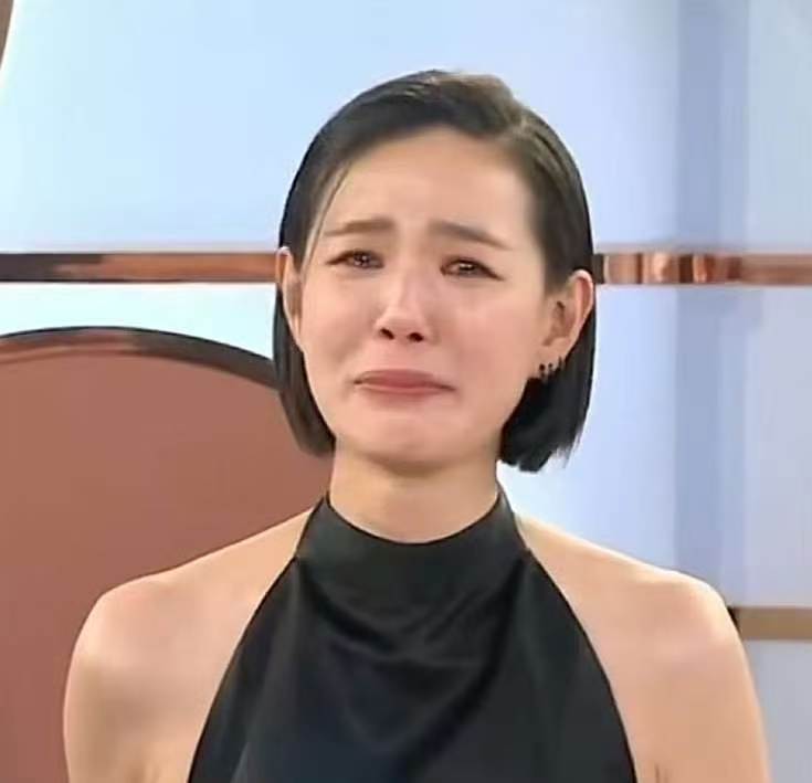 看完今天的歌手，我的心情是：十分想见单依纯（活的）。 