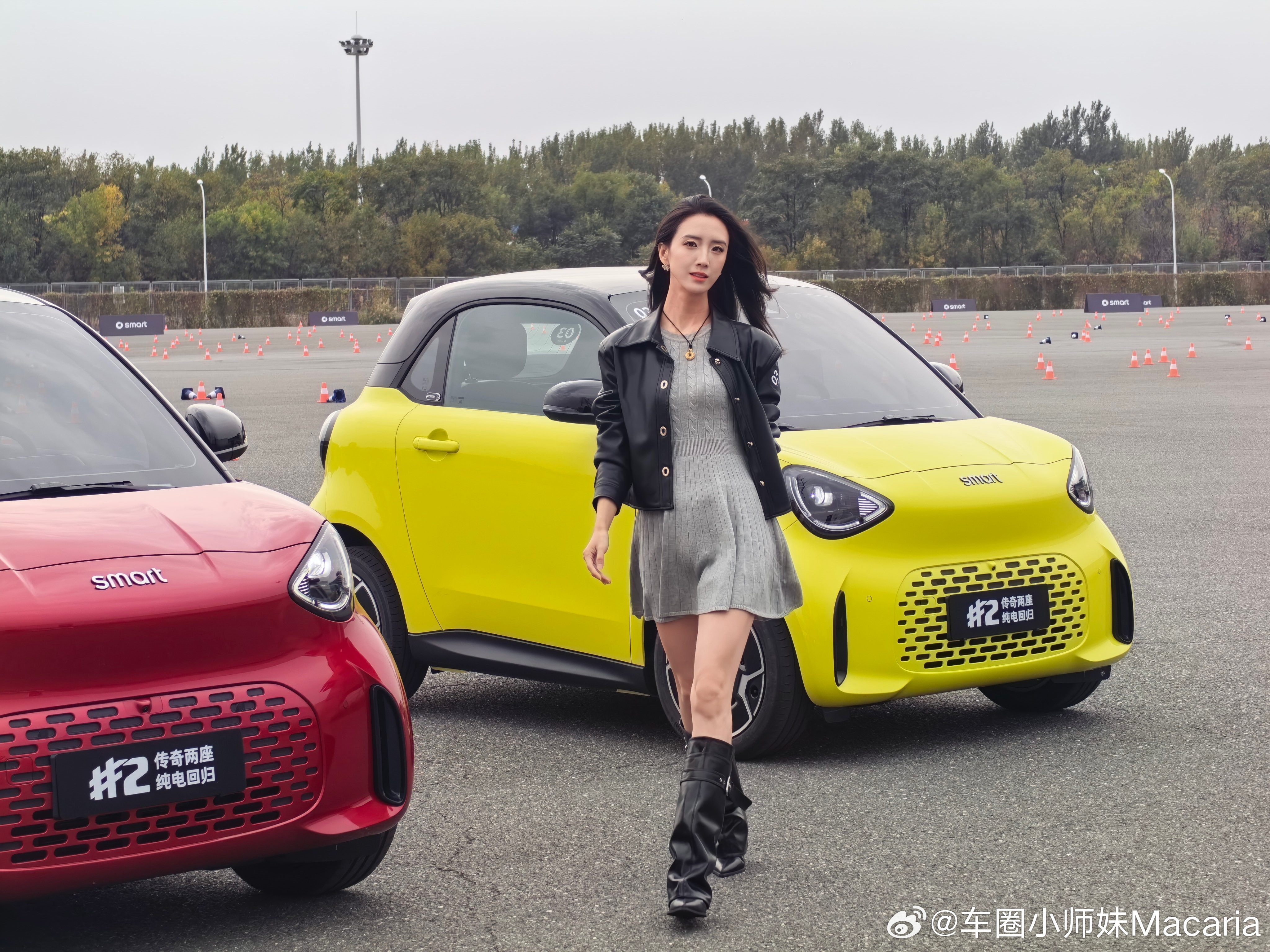 今日份穿搭，smart2试了下，小车可以有大乐趣[哈哈]等等我视频，摄像周末得加
