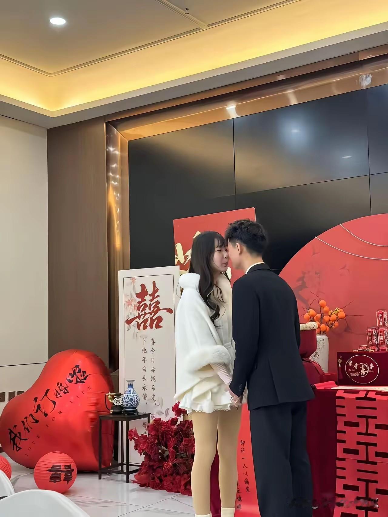 不懂就问，订婚以后可以同居没有？