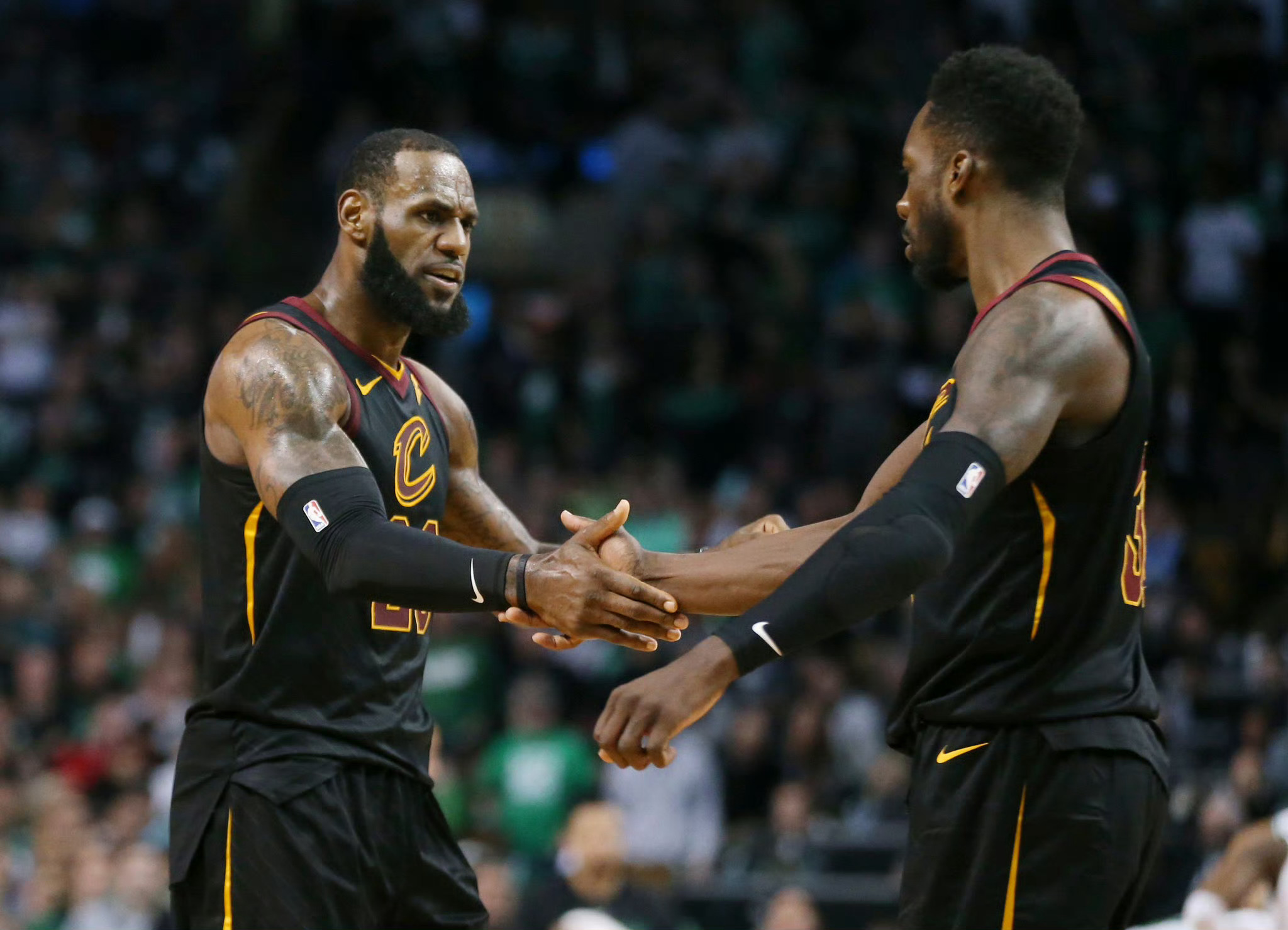 骑士詹姆斯nba我的观赛搭子 Bro[照相机] ​​​
