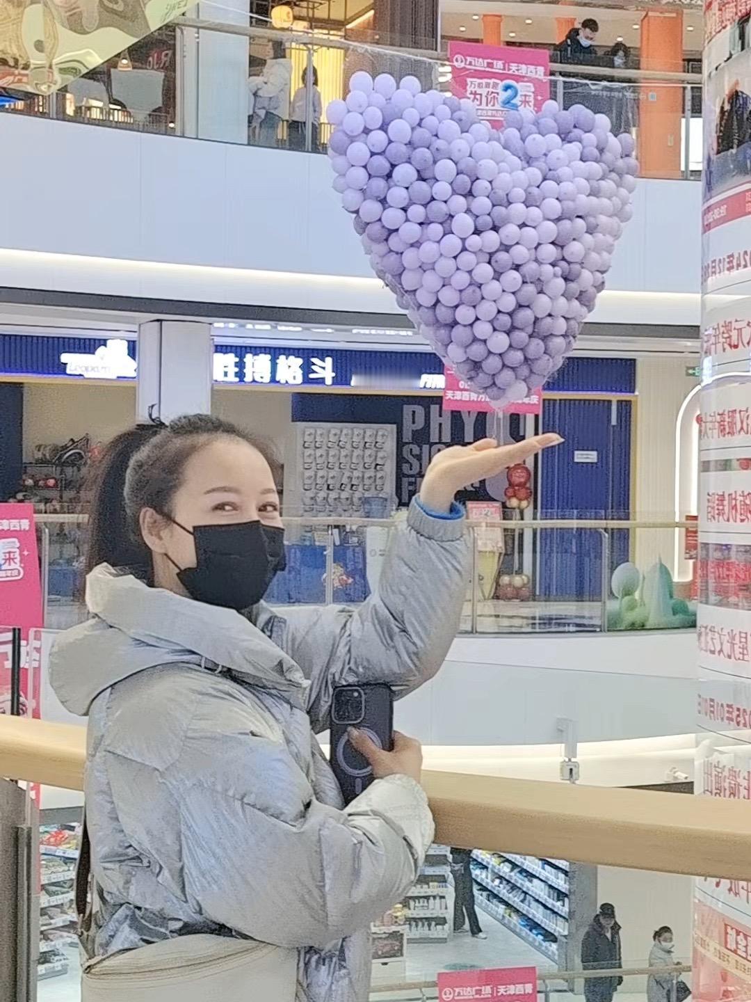 拍照技巧 闺蜜在一起的样子 做个很哇塞的女孩