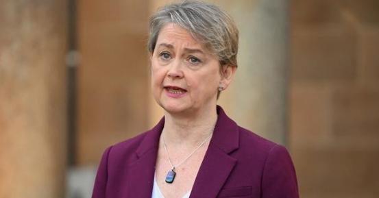 英国对华态度迎来重要变化，英国外交大臣伊薇特·库珀不仅不反对中国在伦敦大使馆的修