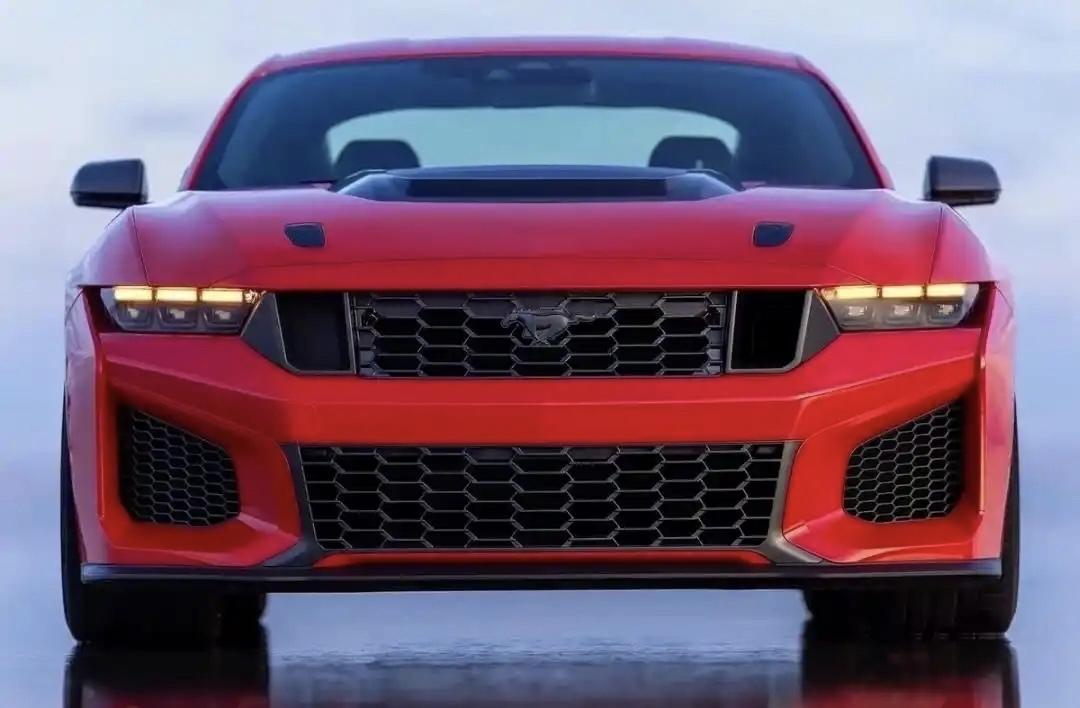 福特发布了Mustang Dark Horse SC官图GT500精神续作，纯燃