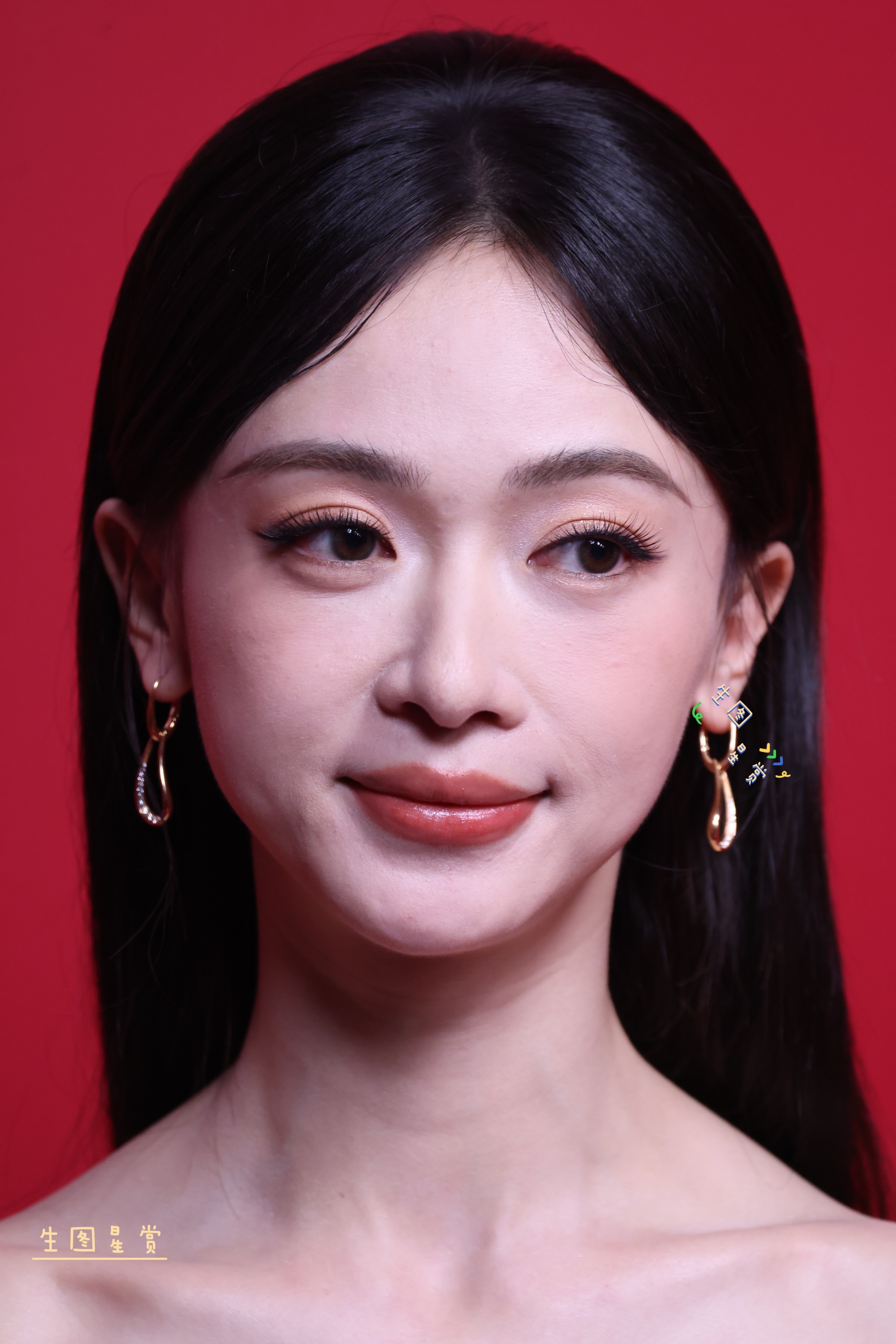 吴谨言芭莎盛典怼拍美貌，产后恢复状态也太好了[打call] 没去芭莎的很幸运了吴