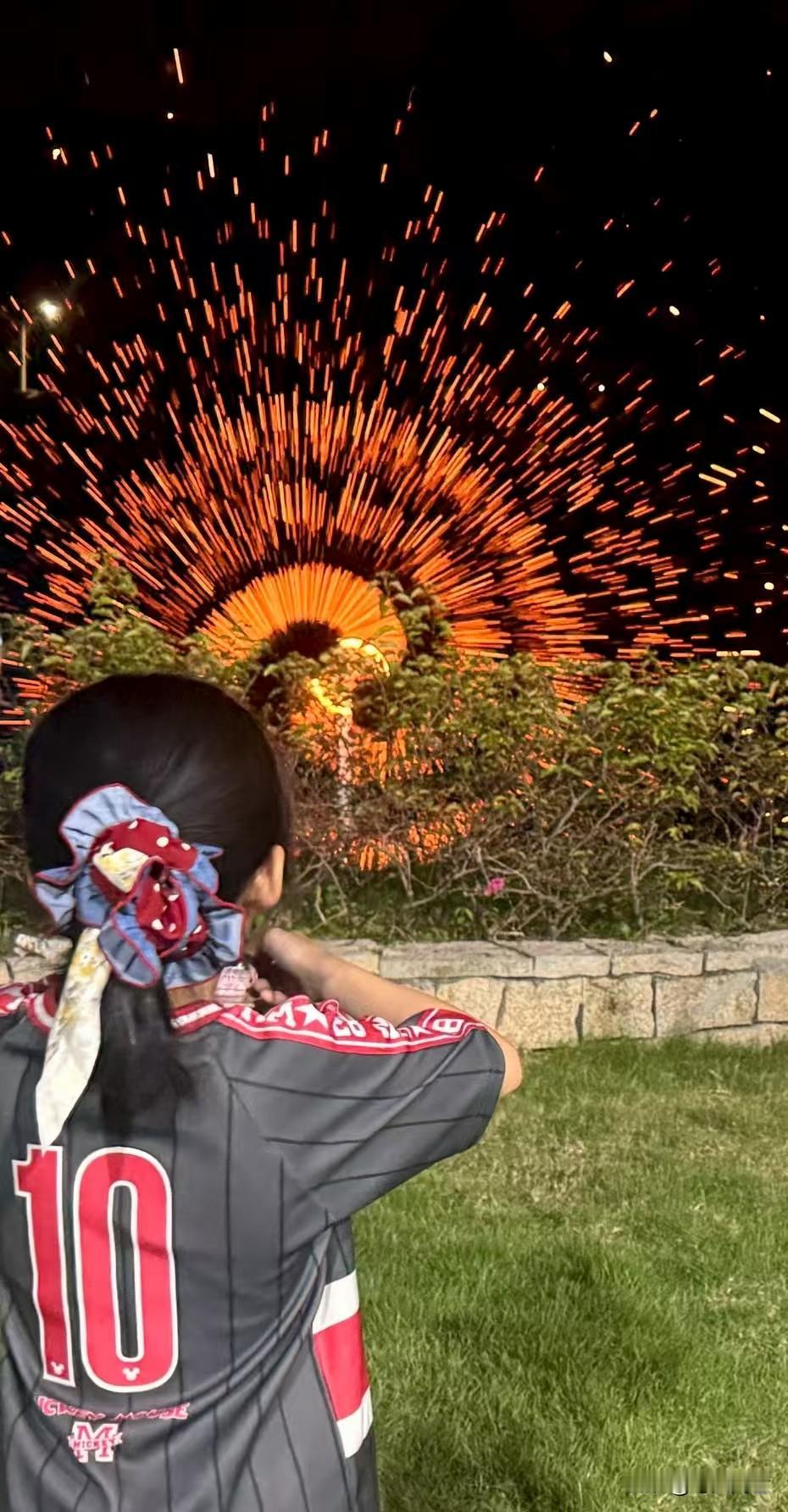 㶷烂的灯光秀