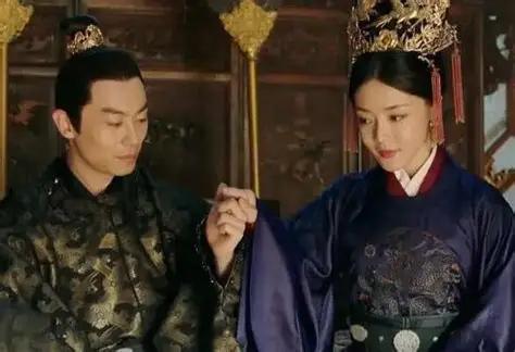 1417年，大明朝选太孙妃。 
 
朱瞻基心里只有一个人，却娶回来的是另一个。 