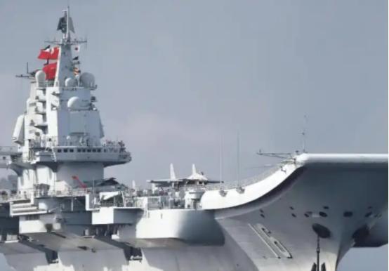 福建舰不会再有第二艘，交付一再推迟，压根不是技术卡了壳，而是海军在借着这艘船 “