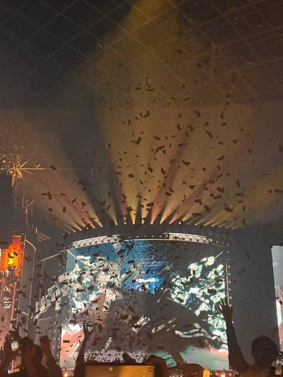 蔡依林Pleasure演唱会制作成本高达9亿 据台媒报道，蔡依林Pleasure