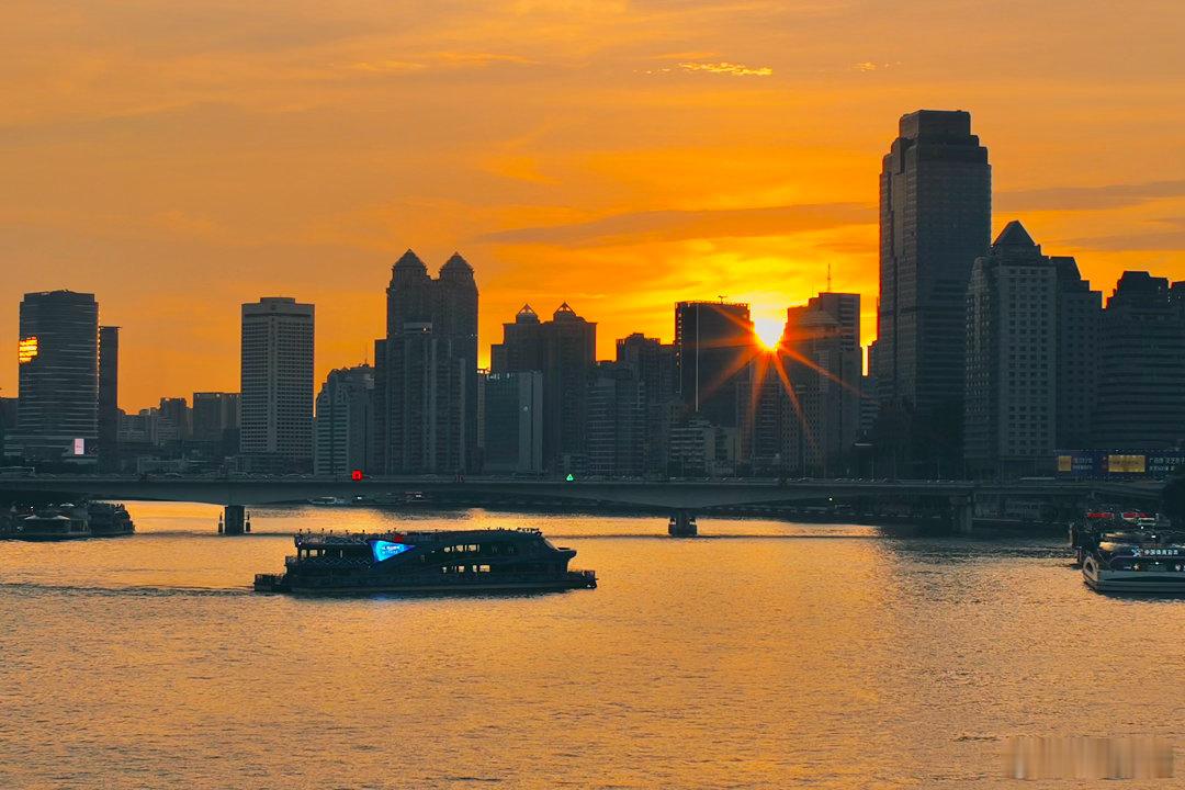 广州晚安，献上每一天美美的日落夕阳🌇落日风景摄影 松下S9 VM28 2.8拍
