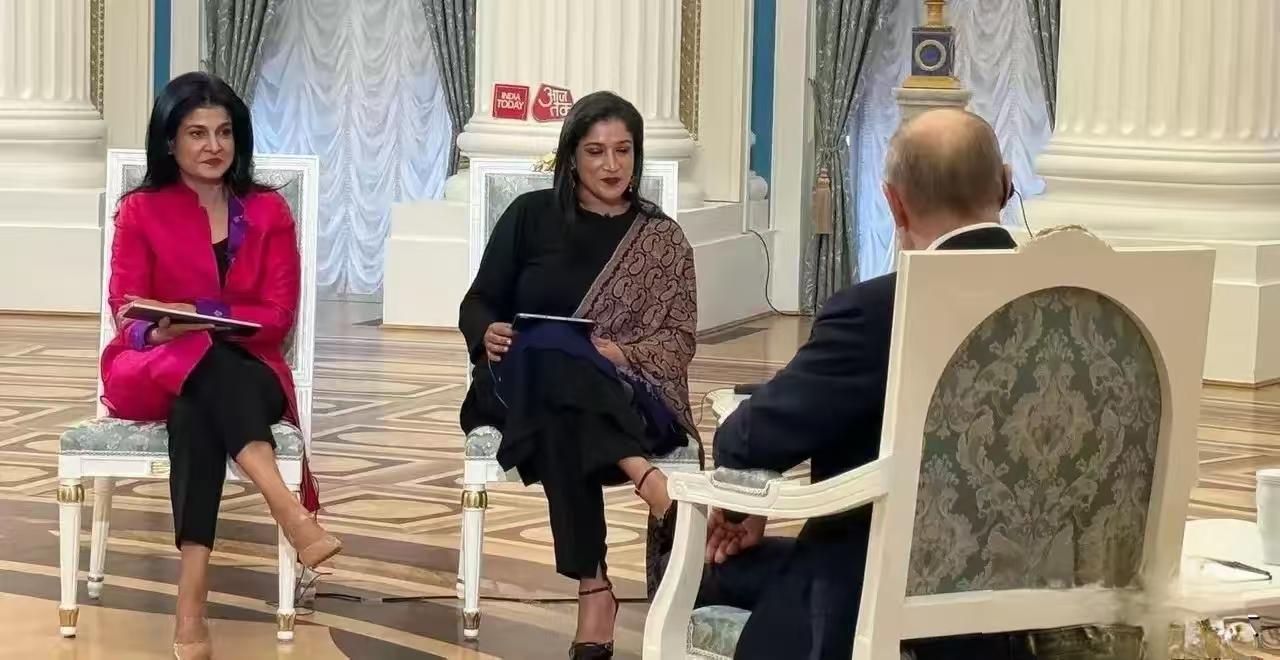 印度记者: 俄罗斯会不会重新加入G7？

普京: 不会的，俄罗斯不会再加入G7！