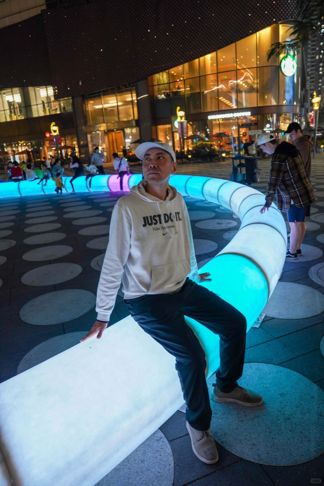 2023 深圳 光影艺术季开始啦，马上给大家整理出深圳光影艺术季作品打卡攻略，为...