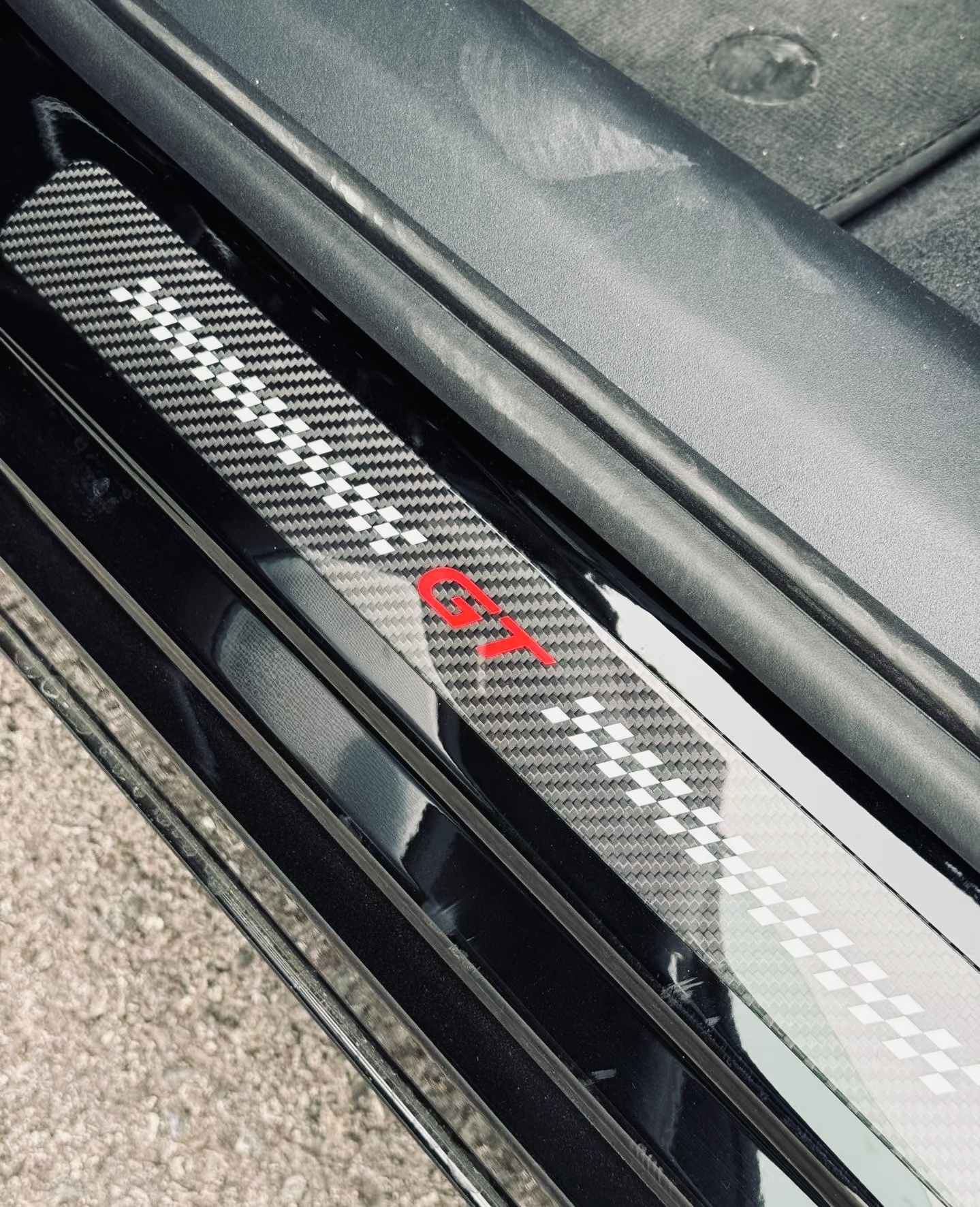 YU7 GT今晚就发价格了 我觉得啊…Max 32.99wGT肯定值42.99w