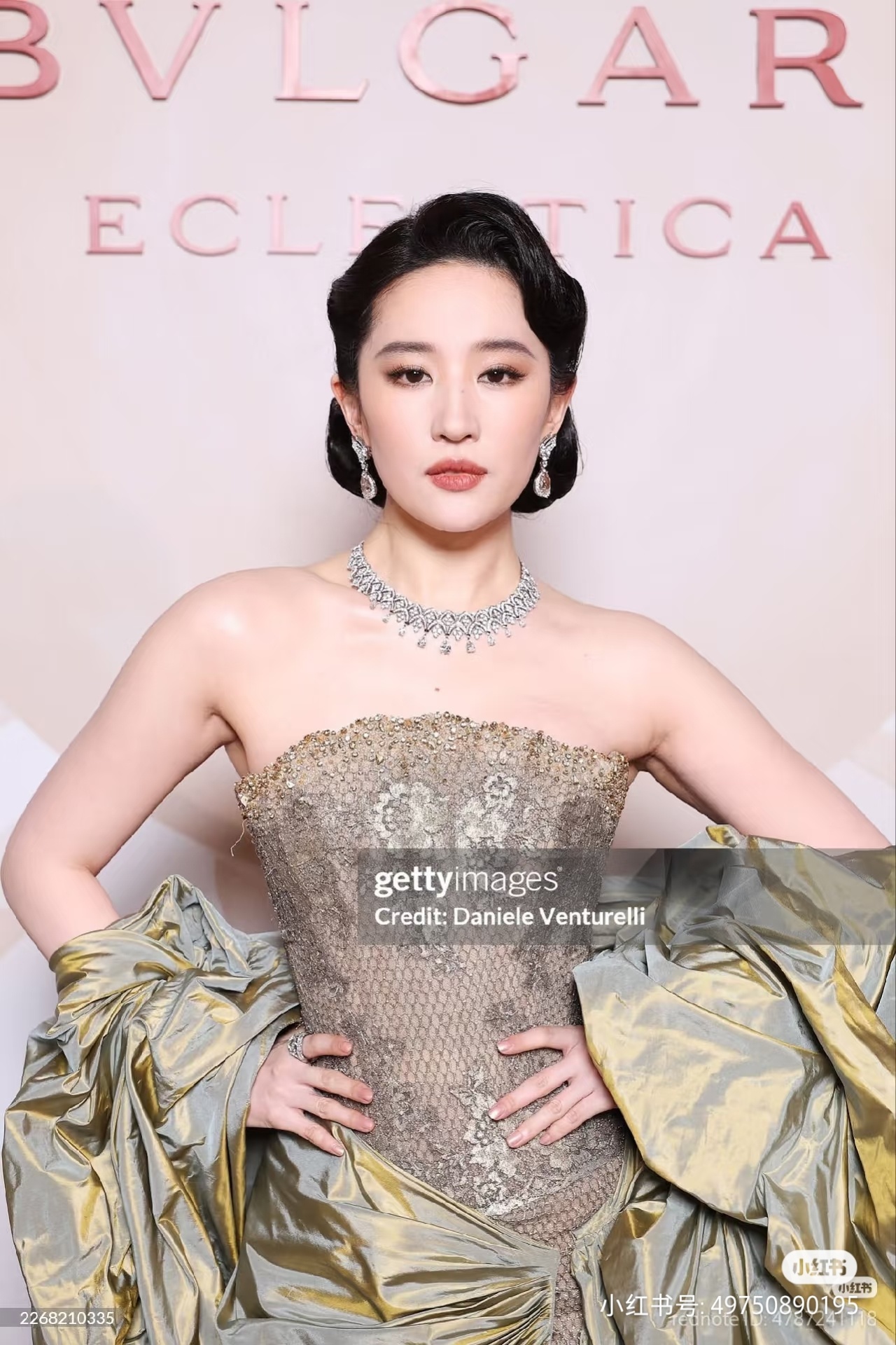 这张真的好像好莱坞大花，气场越来越足是好事，不过刘亦菲真是好莱坞一番大女主，未来