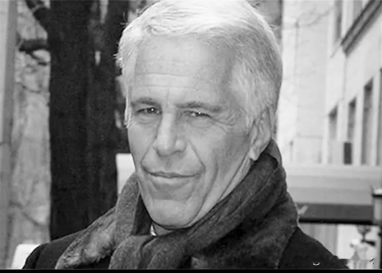 “爱泼斯坦”一个人撕破所有欧美精英的画皮，干翻整个西方文明，绝对的世纪大英雄[捂