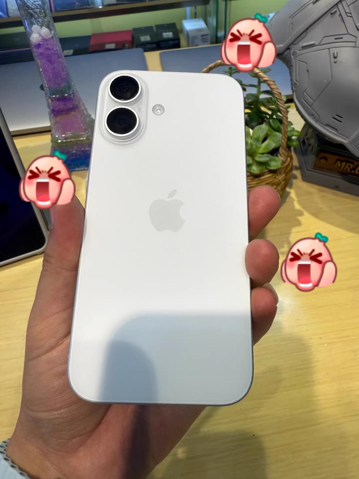 担心iPhone 16买早了的，担心对了......

看完iPhone 17的