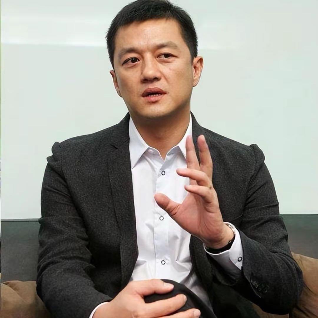 李亚鹏直播曝暖心往事 7岁李嫣一句悄悄话 道尽基因的神奇与父爱深情
 
谁能想到