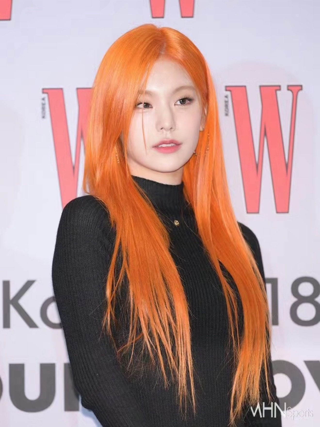 金玟庭橘发是想复刻五ACE一黄礼志的出圈发色吗？ 