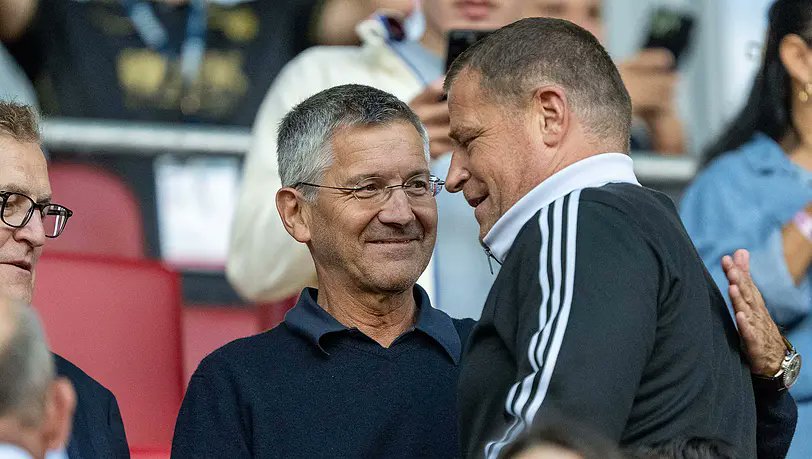 当谈到埃贝尔时，海纳突然在《慕尼黑晚报》会客厅沙发上变得严肃起来：“我经常说，我