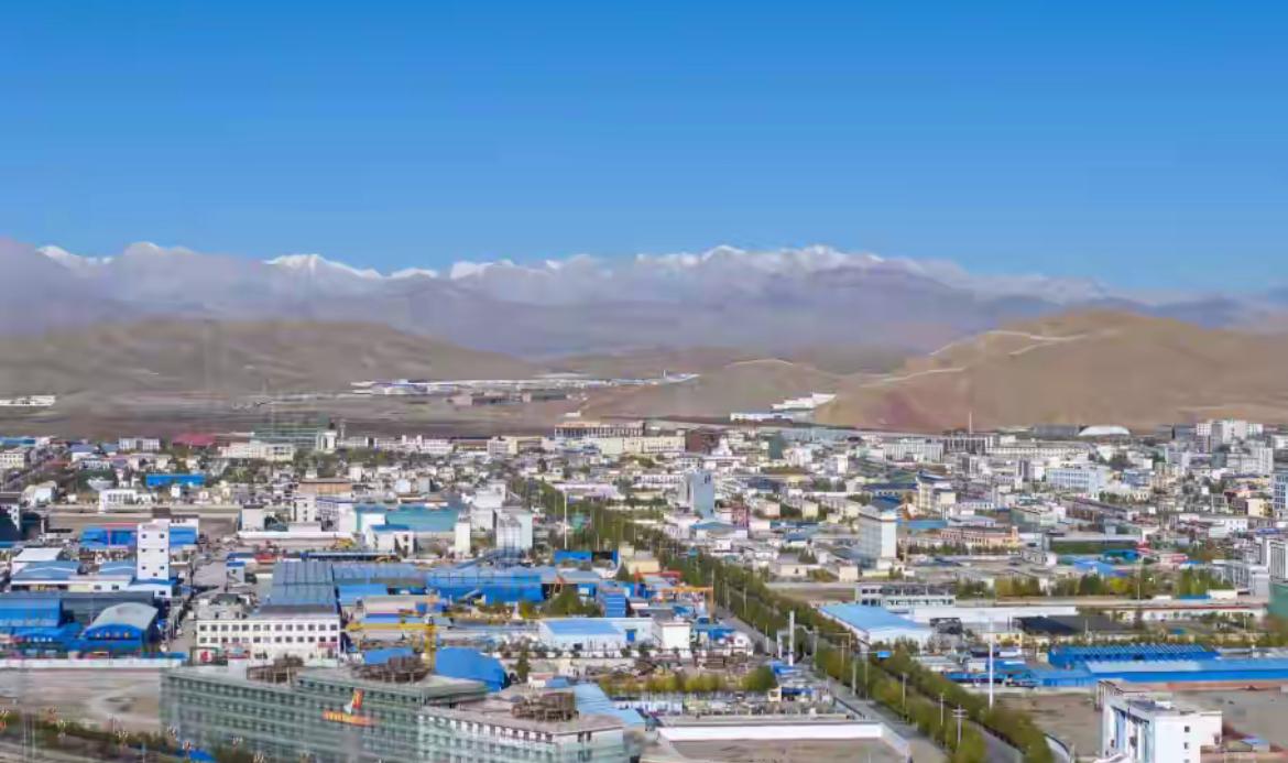 这下印度害怕了？​中国斥资千亿，​在5400米海拔建成一座现代化小城

关于这个