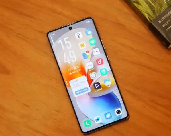 vivoX100Pro后置5000万像素主摄，采用索尼IMX989传感器，拥有1