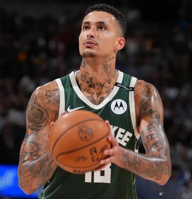 三十而立！NBA官方晒照祝凯尔-库兹马30岁生日快乐

凯尔-库兹马上赛季被交易