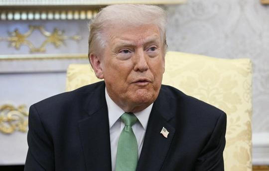 特朗普怒喷北约：不帮我们，你们的后果很严重
15日，英国《卫报》披露，在美国接连